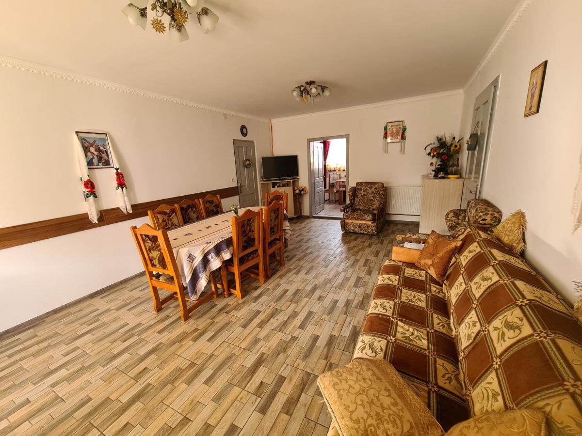 Cazare Turism Prislop 호텔 Haţeg 외부 사진